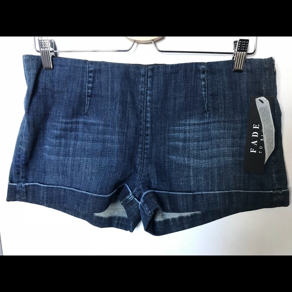 Short shorts